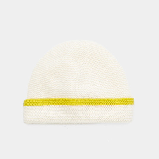 Gorro forrado com tecido micropolar para bebé menina